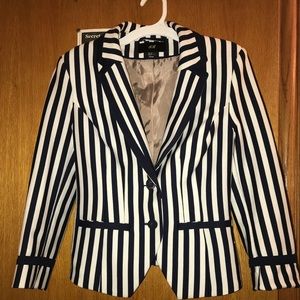 H&M navy and white pin stripe blazer size small